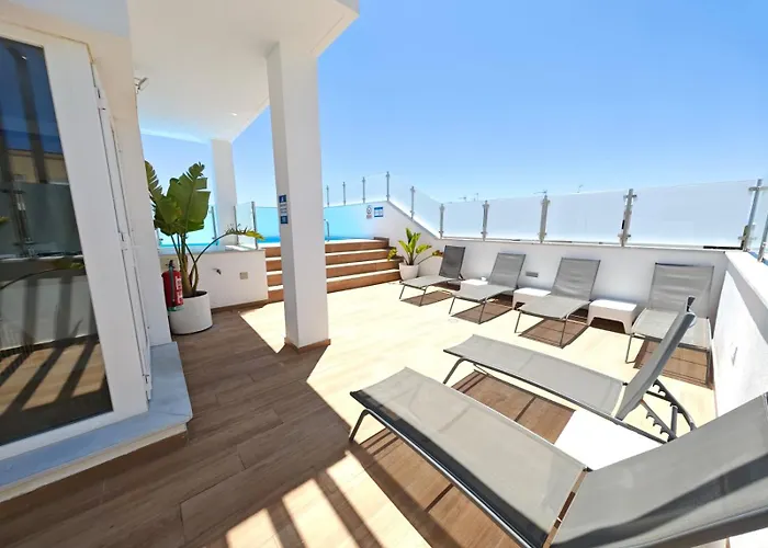 Apartamento Nuevo En Planta Baja C Con Piscina Y Solarium